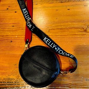 Kelly Tooke round crossbody NEW